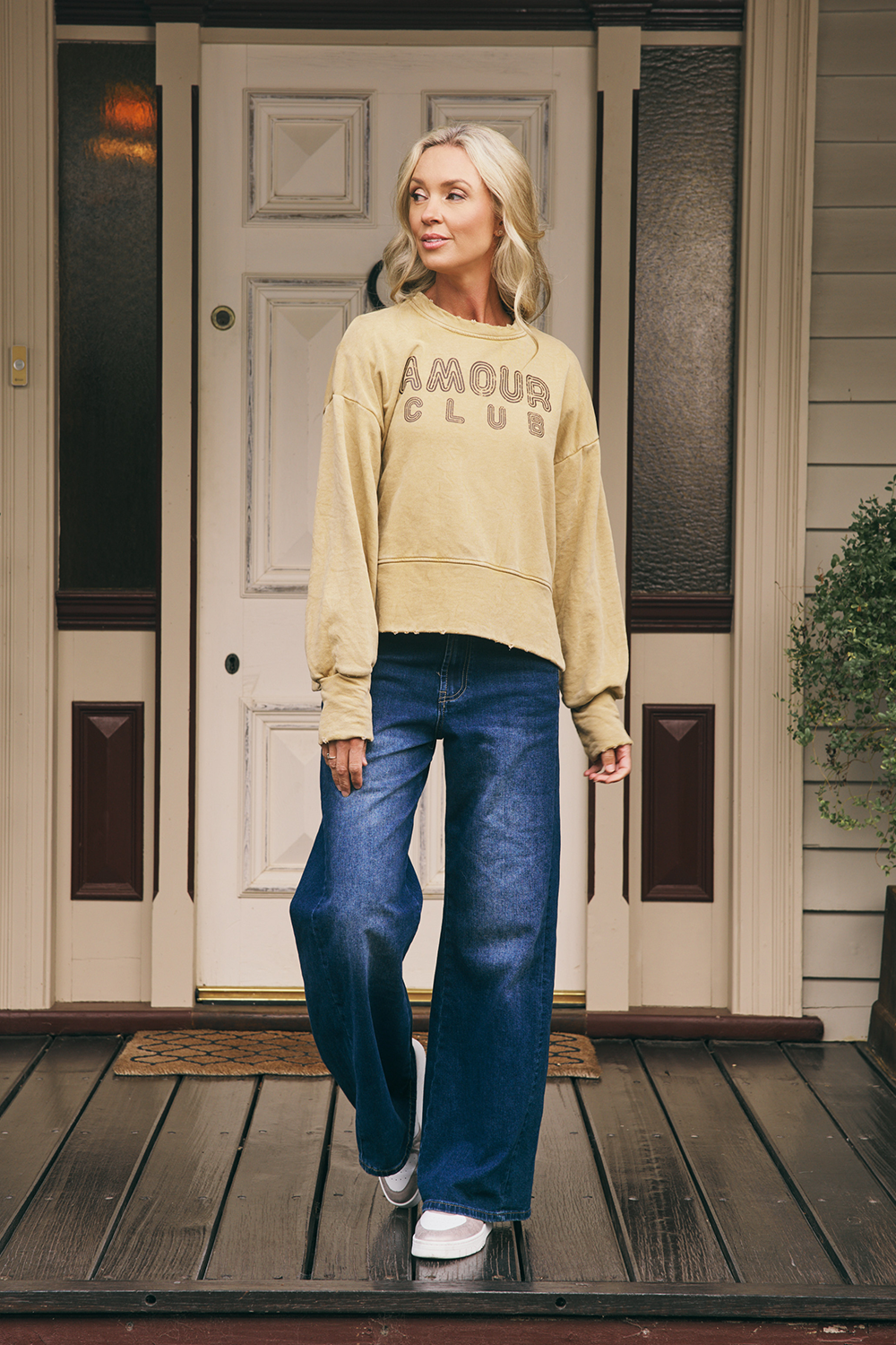 Amour Club Sweat