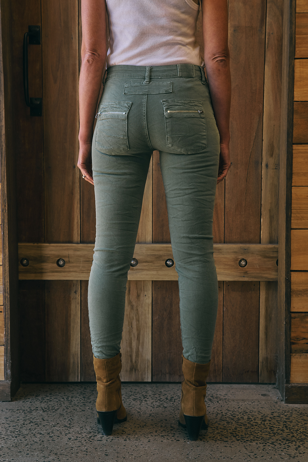 Italian Star Zip & Button Jean