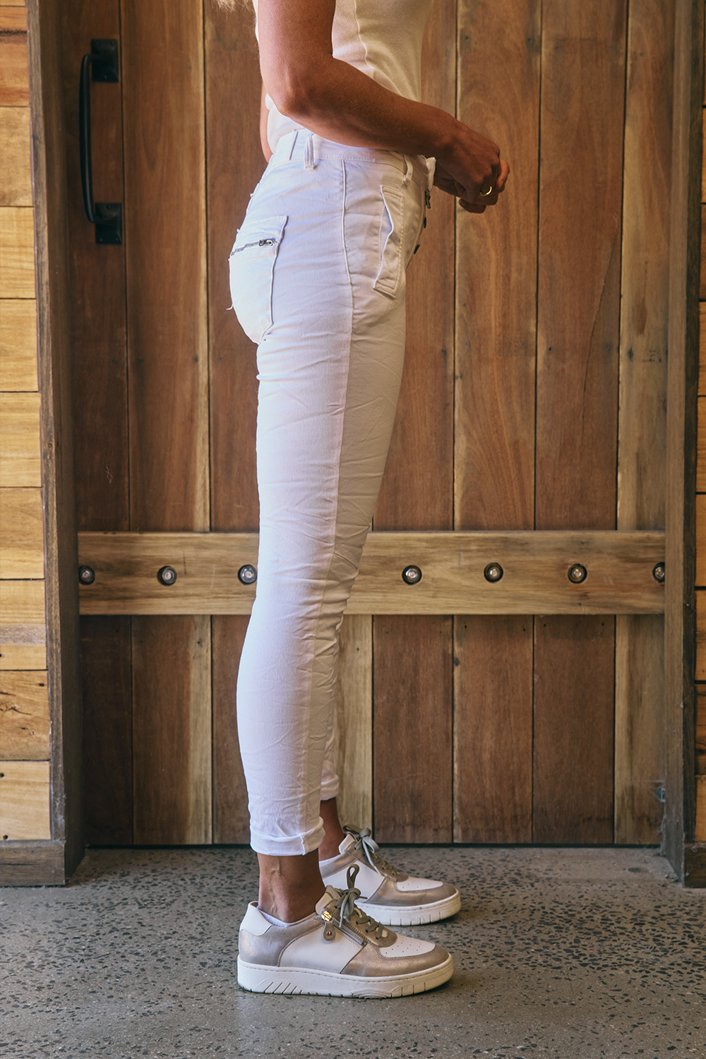 Italian Star Zip & Button Jean